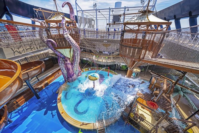 Entertainment on MSC Seascape